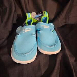 Speedo Toddler Hybrid water Shoes Size S (5-6)